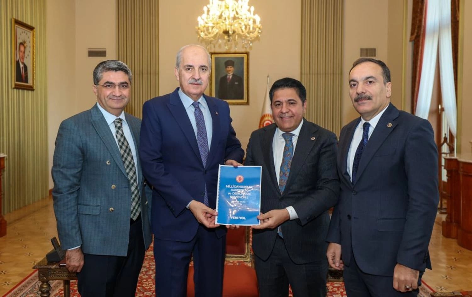 Rêya Nû rapora xwe radestî Numan Kurtulmuş kir / Wêne: Ajans