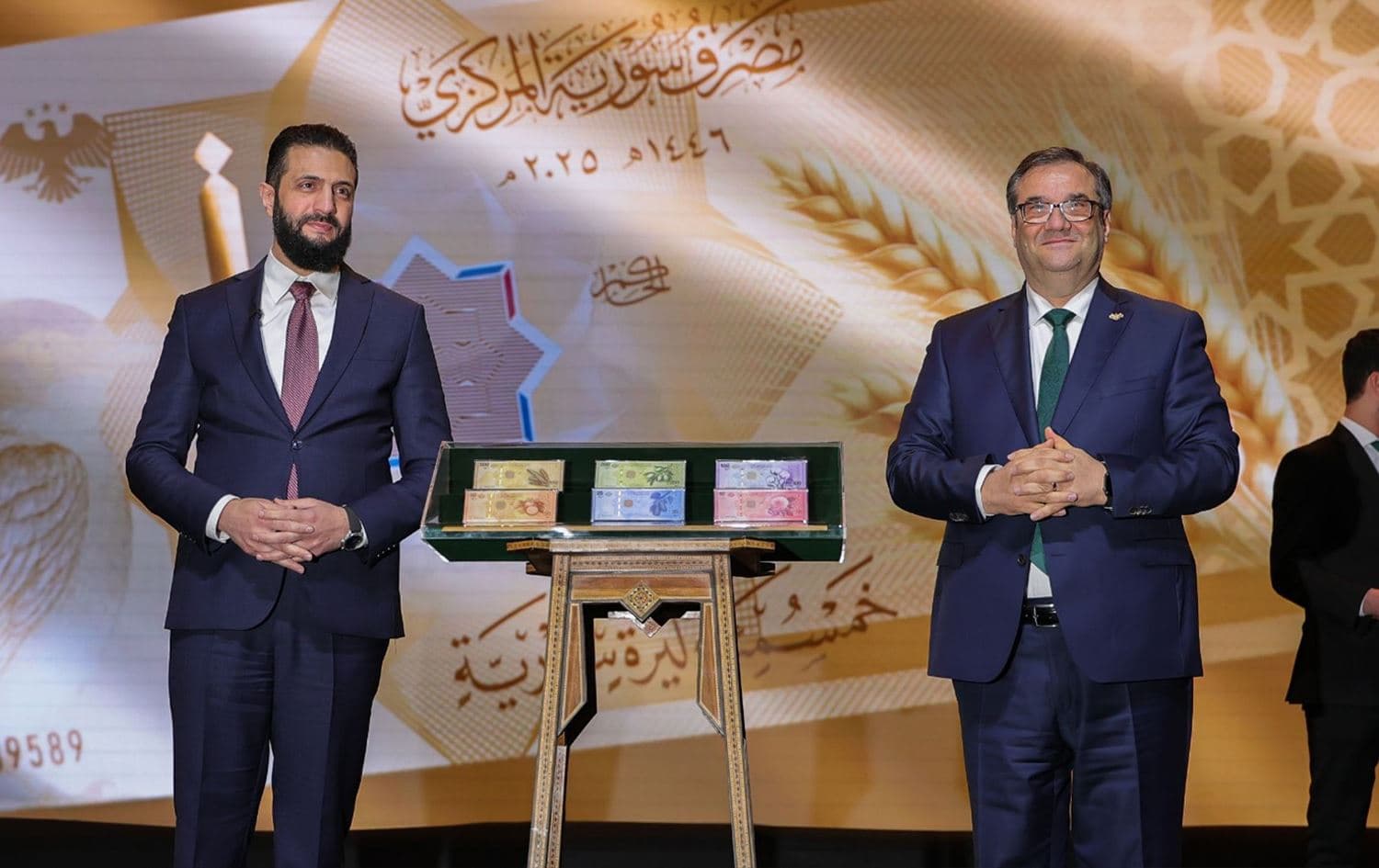 Syria unveils new banknotes