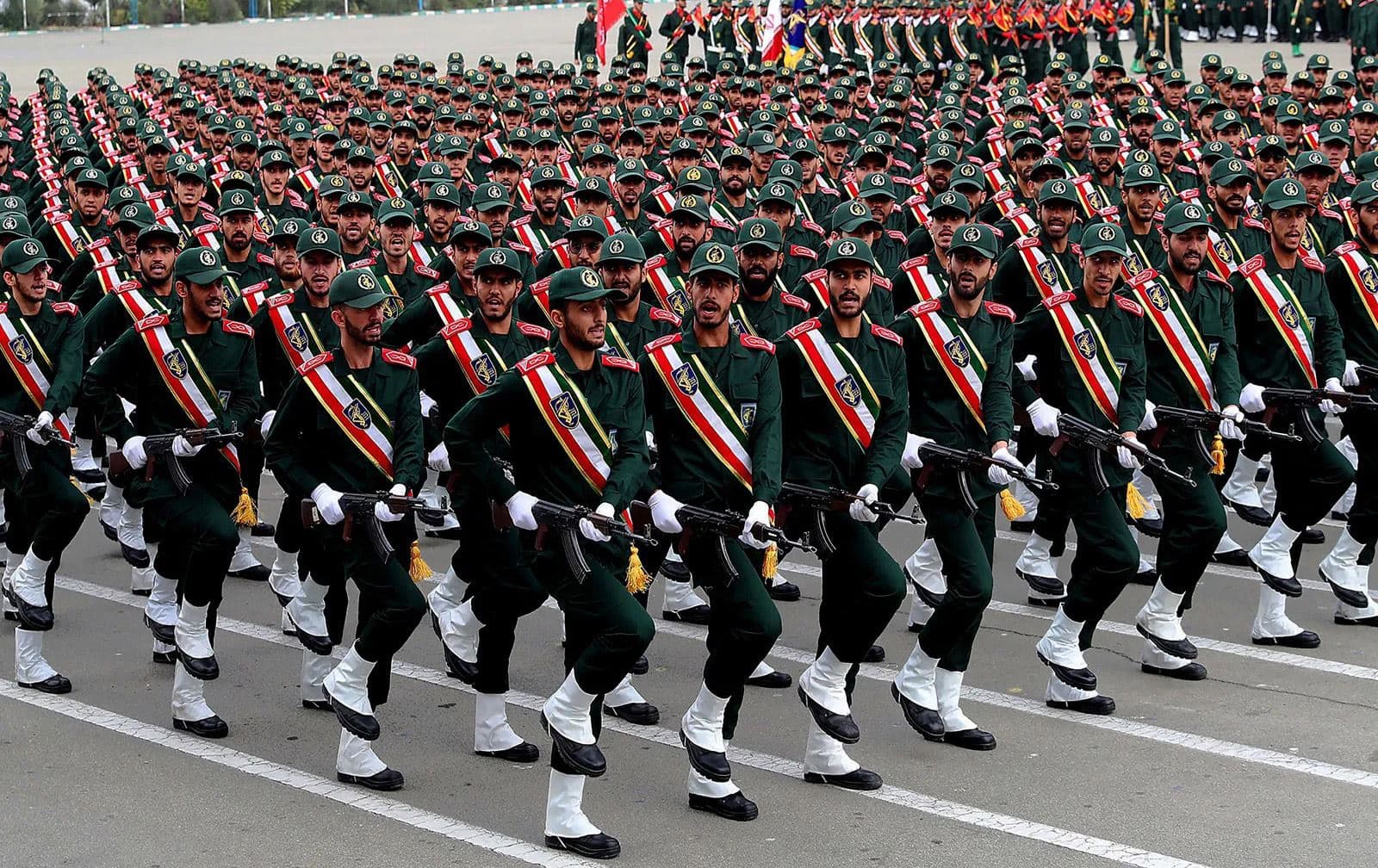 نمایشێکی سەربازیی سوپای پاسدارانی ئێران