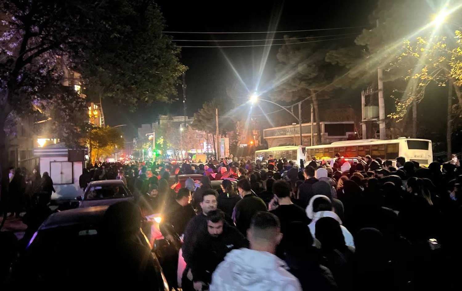 خۆپێشاندانەکانی ئێران؛ وێنە: تۆڕە کۆمەڵایەتییەکان