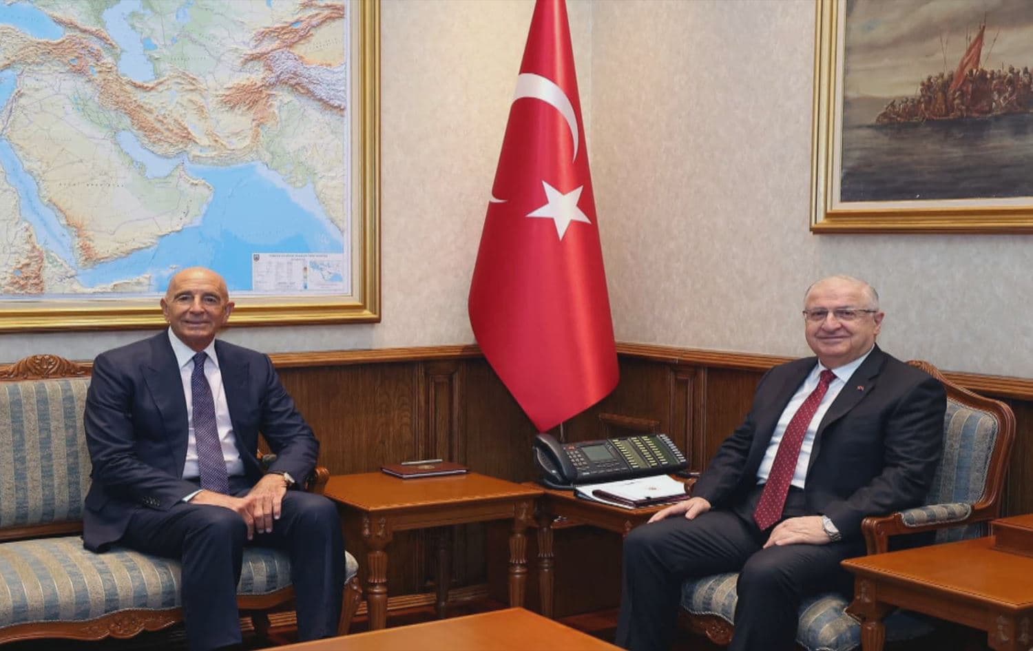 Tom Barrack û Yaşar Guler / Wêne: AA