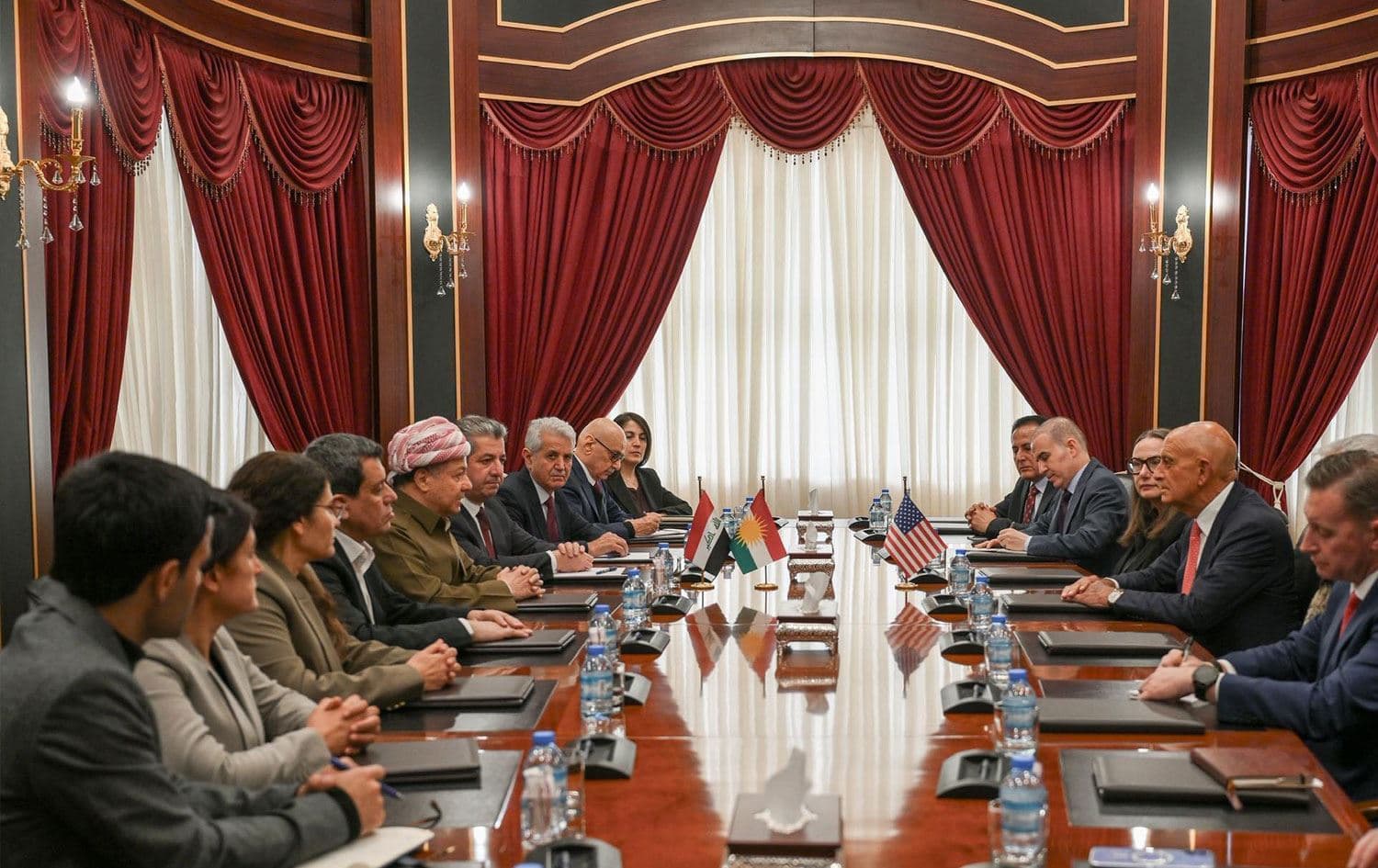 Serok Mesûd Barzanî bi Mezlûm Ebdî, Îsmaîl Mihemd û Tom Barrack re civiya / Wêne: Ofîsa Serok Barzanî