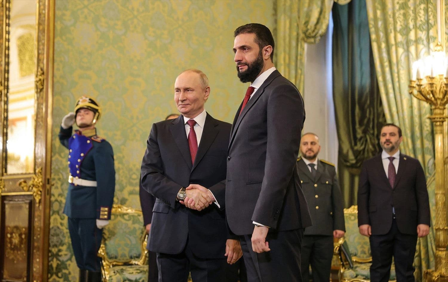 Şara ile Putin'in Ekim 2025'teki görüşmesinden kare 