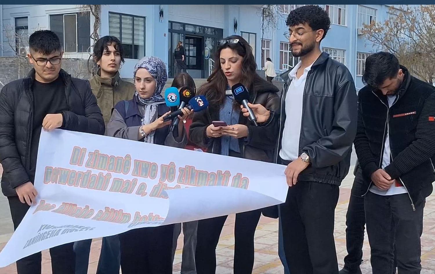 Xwendekarên Zanîngeha Dîcleyê / Wêne: Ji dîmenan hatiye girtin