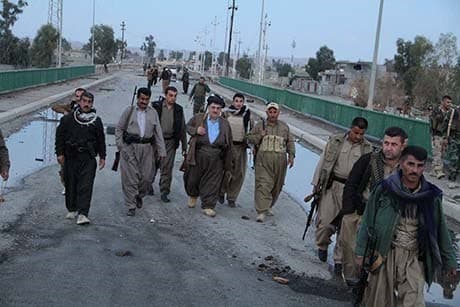 Peshmerga entering Jalawla shortly after recapture. 