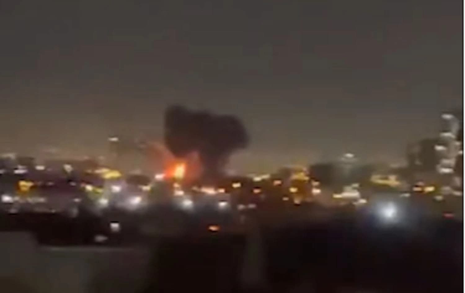 Tahran’da ağır bombardıman: Mehrabad Havalimanı ve batı bölgeleri hedefte  