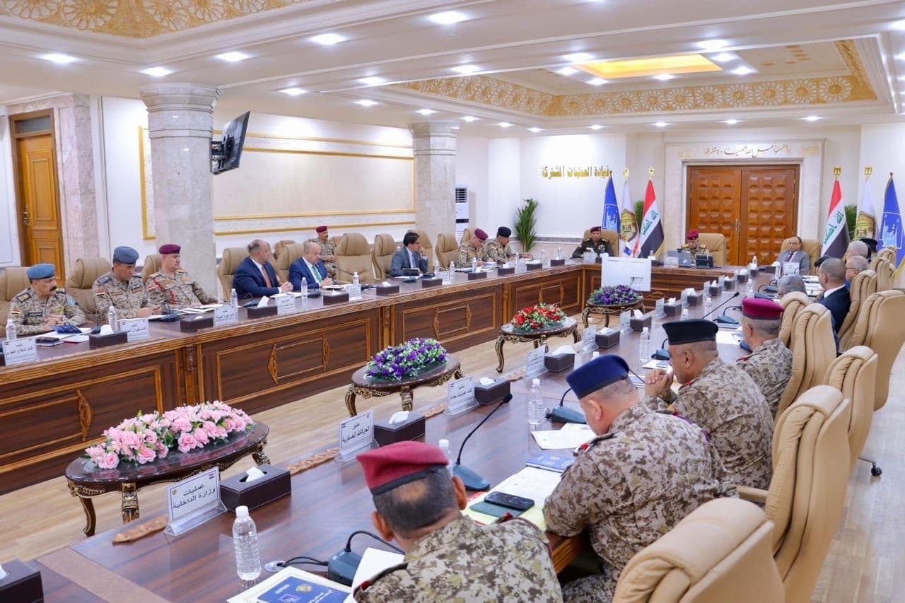 Lieutenant General Qais al-Muhammadawi, deputy commander of Iraq’s Joint Operations Command (JOC), chairs security meeting on October 15, 2025. Photo: SaadMaanofficial/X