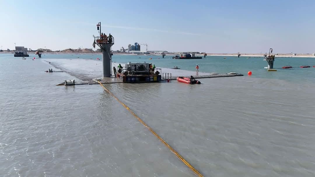 Iraqi Ports begin the first phase of submerging the ten segments that form the immersed tunnel under the Khor al-Zubair channel on February, 3, 2026. Photo: Iraqi transport ministry