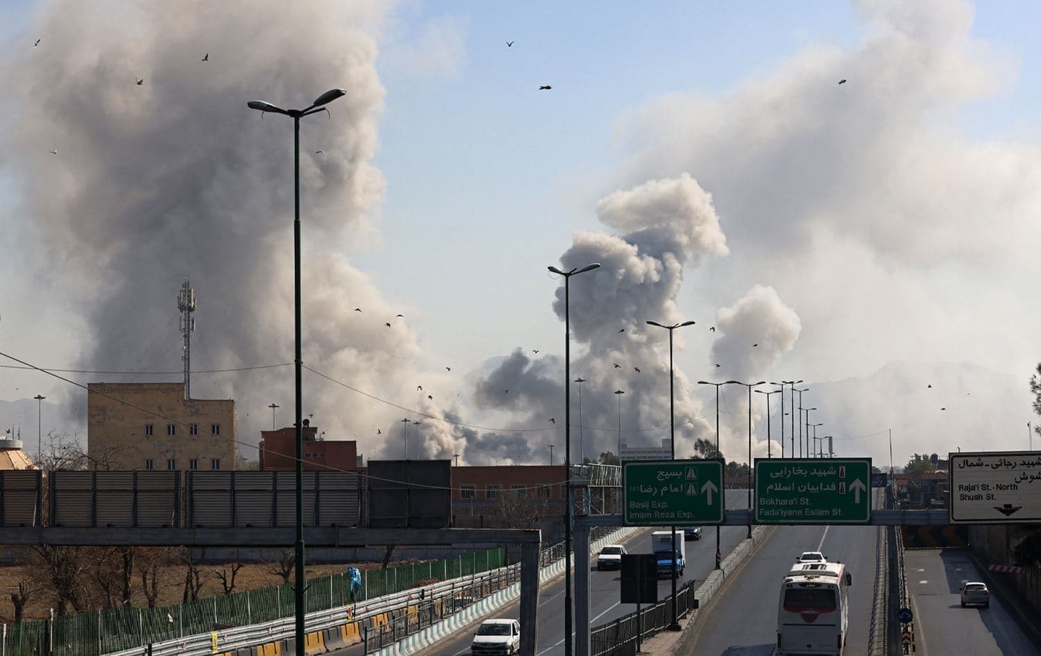 دیمەنی ساتی هێرشێک بۆسەر تاران. وێنە: AFP