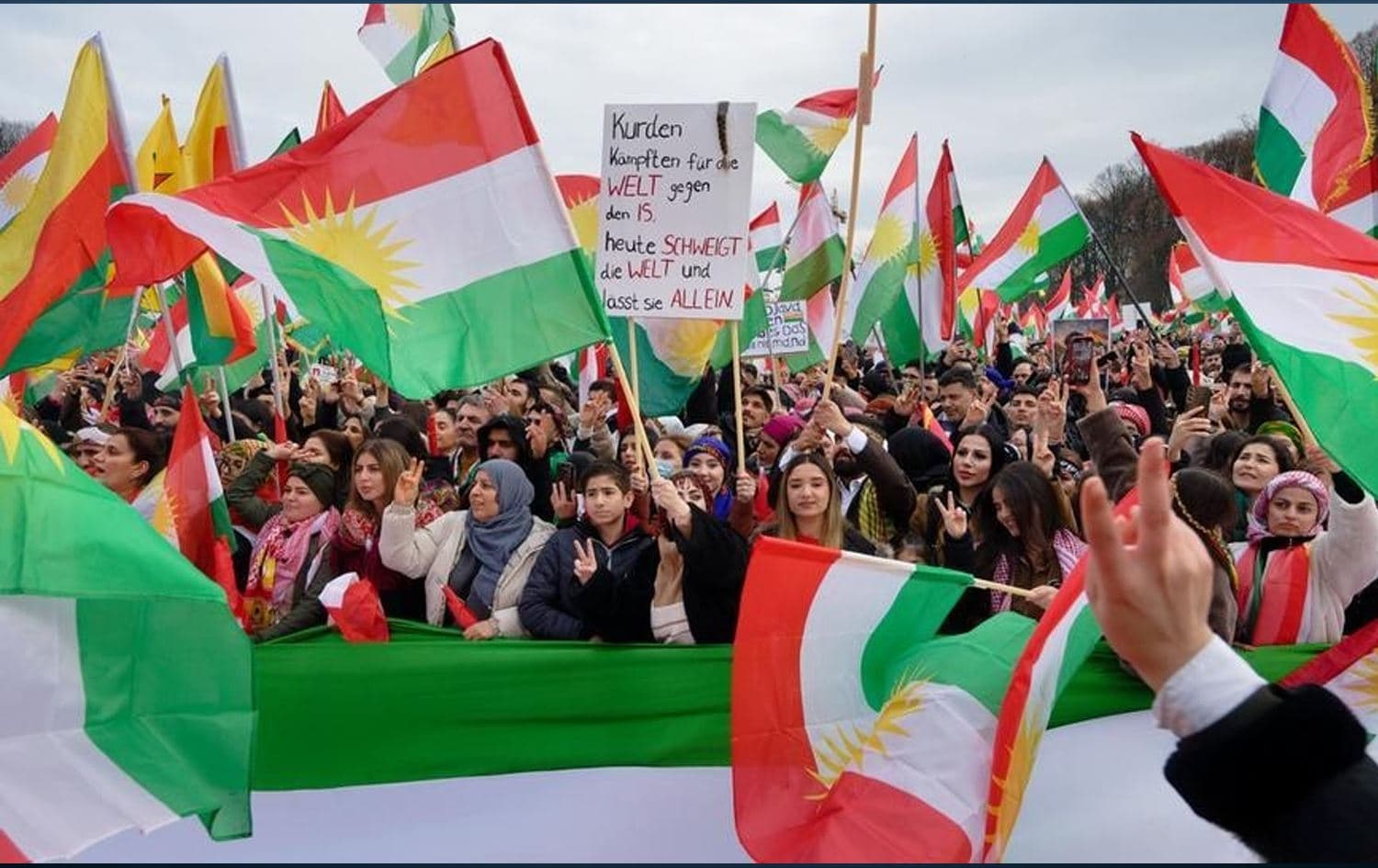 Almanya Parlamentosu’ndan Rojava’ya destek dilekçesine onay