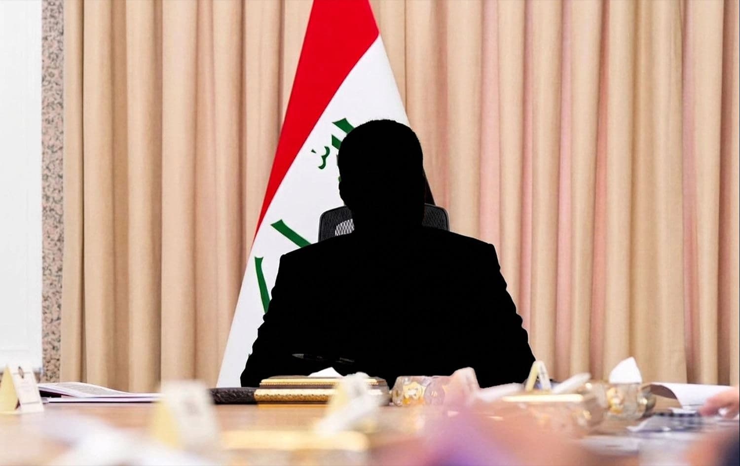 بەشێکی شیعەکان دەیانەوێ لەگەڵ هەڵبژاردنی سەرۆککۆماری عێراق دا راستەوخۆ سەرۆکوەزیران رابسپێردرێ. وێنەکە بۆ روونکردنەوەی زیاتری هەواڵەکە دروستکراوە