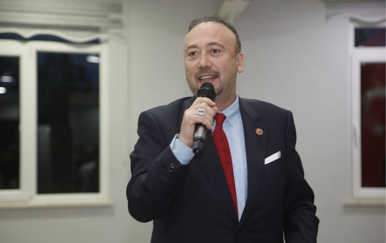 Tutuklu Uşak Belediye Başkanı Özkan Yalım
