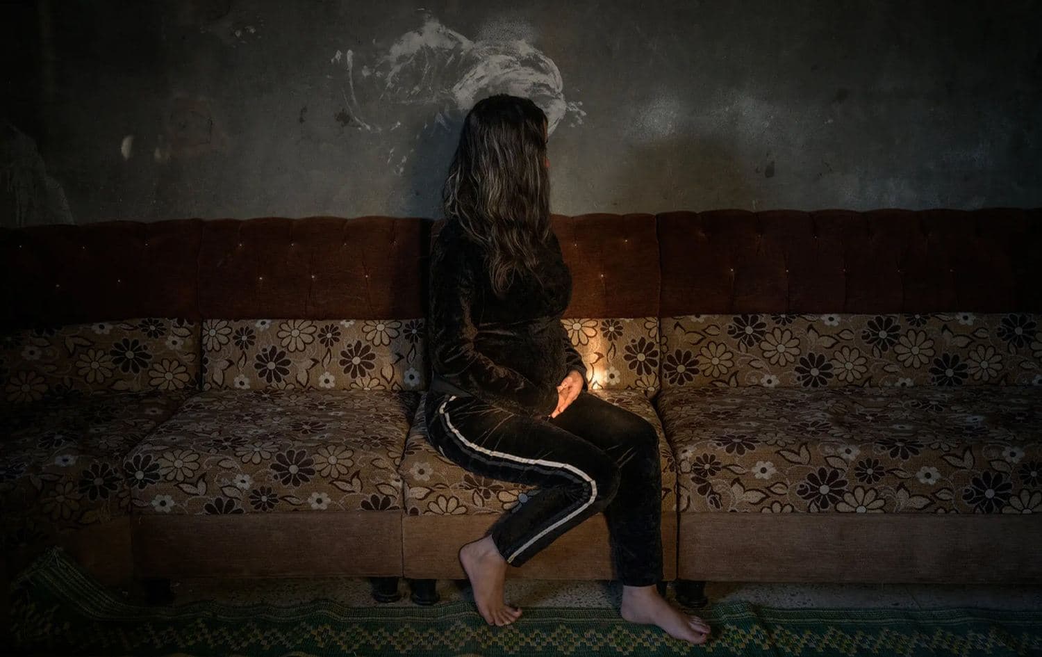 کچێکی تەمەن 16 ساڵی عەلەوی کە دووگیانە، لەلایەن نیویۆرک تایمزەوە وێنەی گیراوە. 