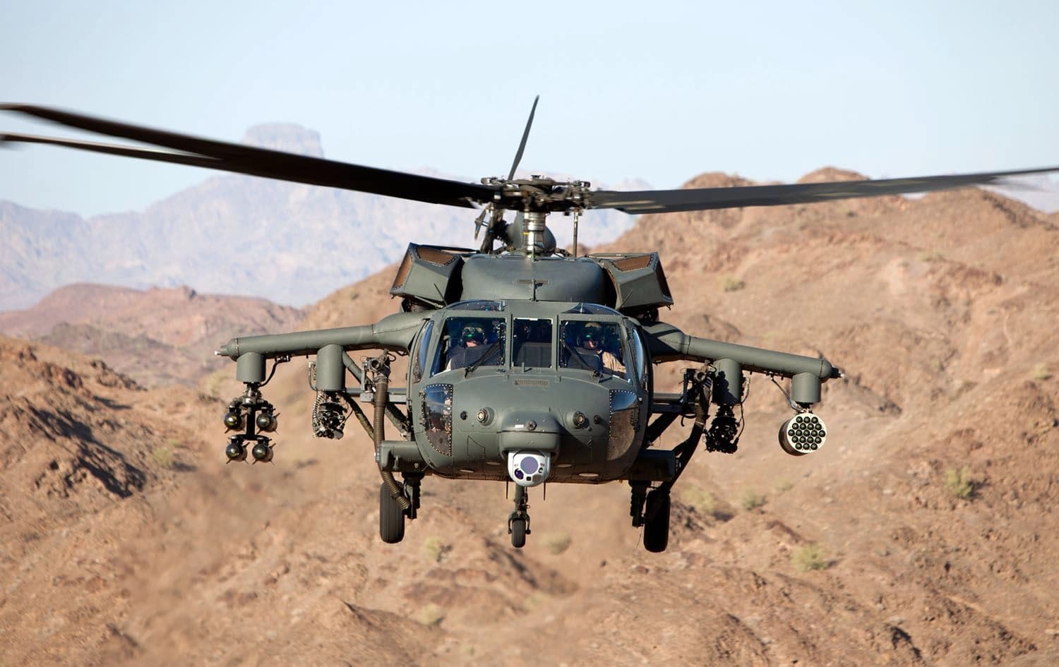İran: Aşiretler, 2 ABD Black Hawk helikopterini vurdu  