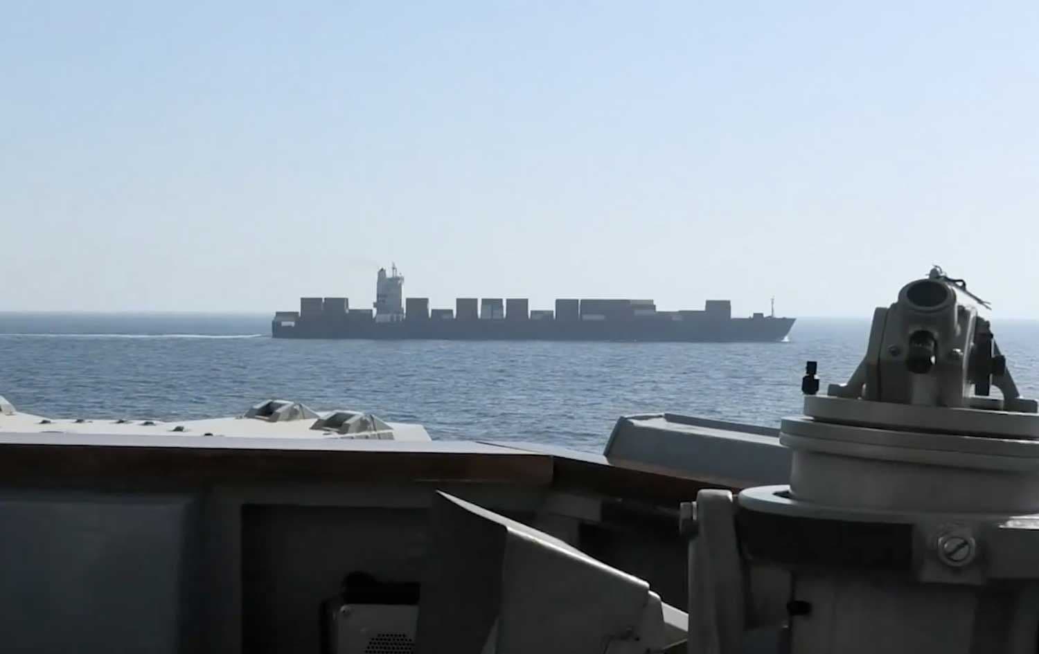 Guided-missile destroyer USS Spruance intercepted an Iranian-flagged cargo vessel attempting to sail toward an Iranian port on April 19. Photo: Screengrab/ US CENTCOM