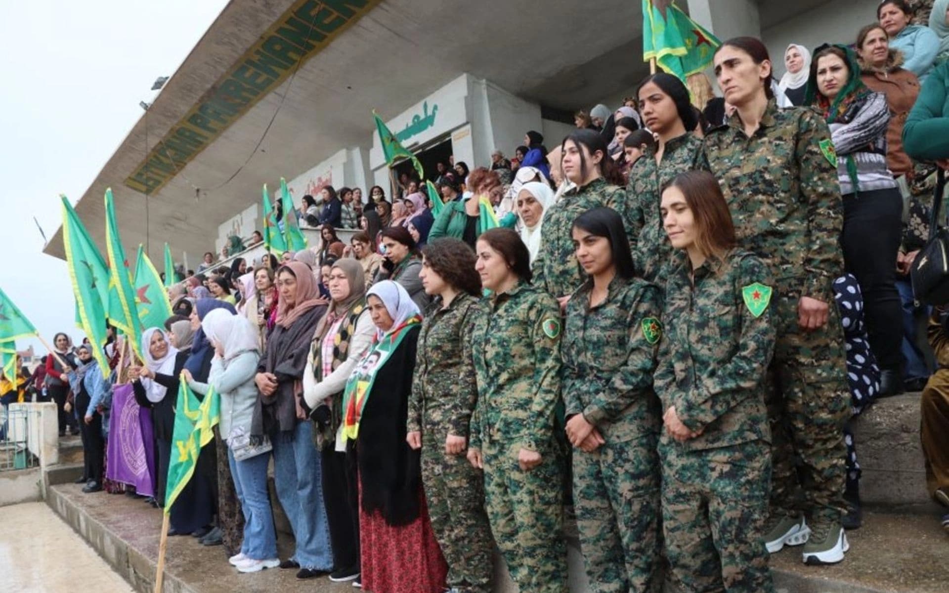 Kampanyaya Piştgiriya YPJyê hat destpêkirin / Wêne: ANHA