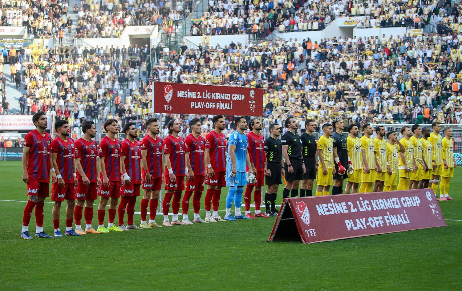 Lîstikvanên Mardinspor û Muşsporê / Wêne: AA