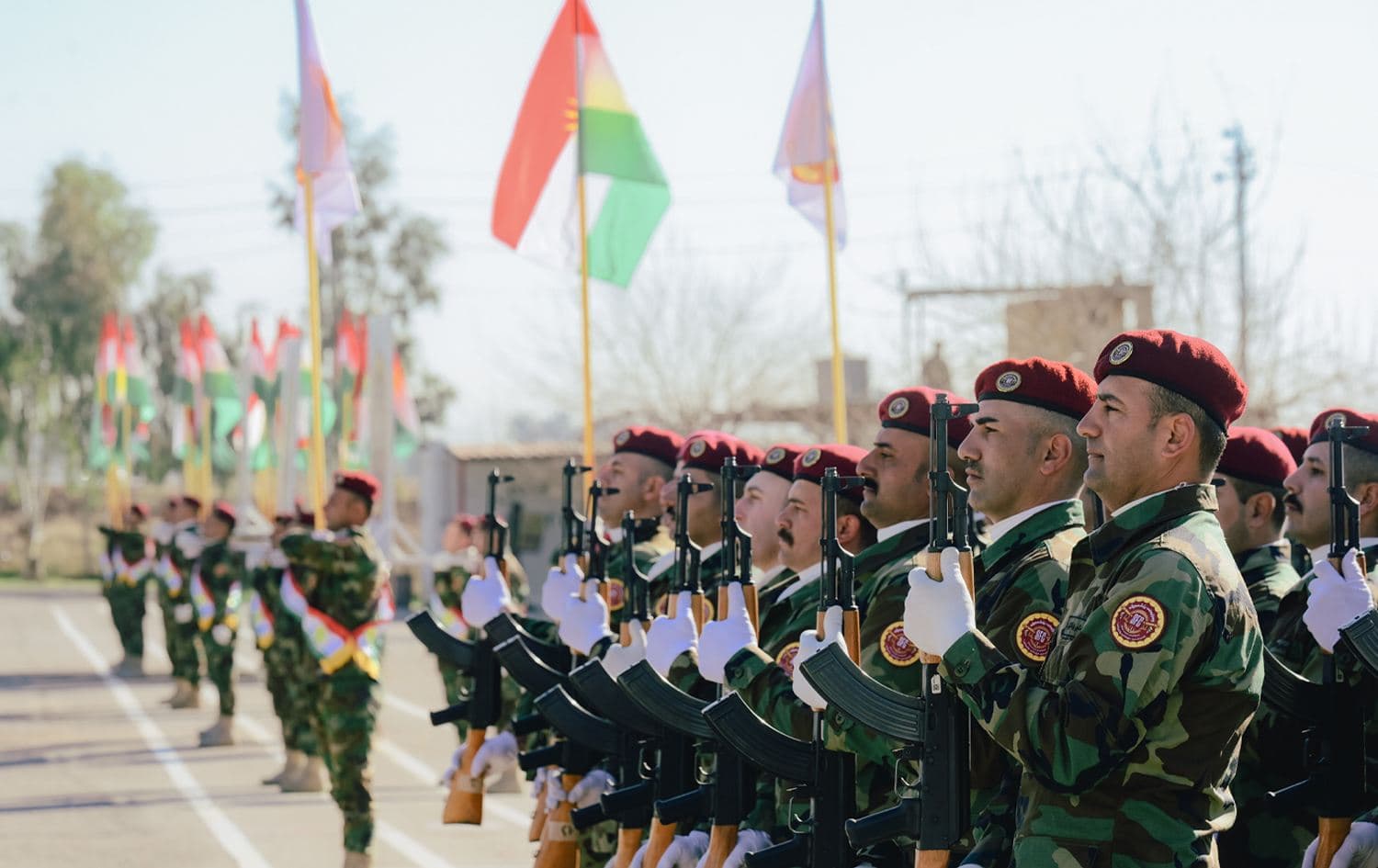 نمایشێکی هێزەکانی پێشمەرگە. وێنە: بڵند تاهیر - رووداو