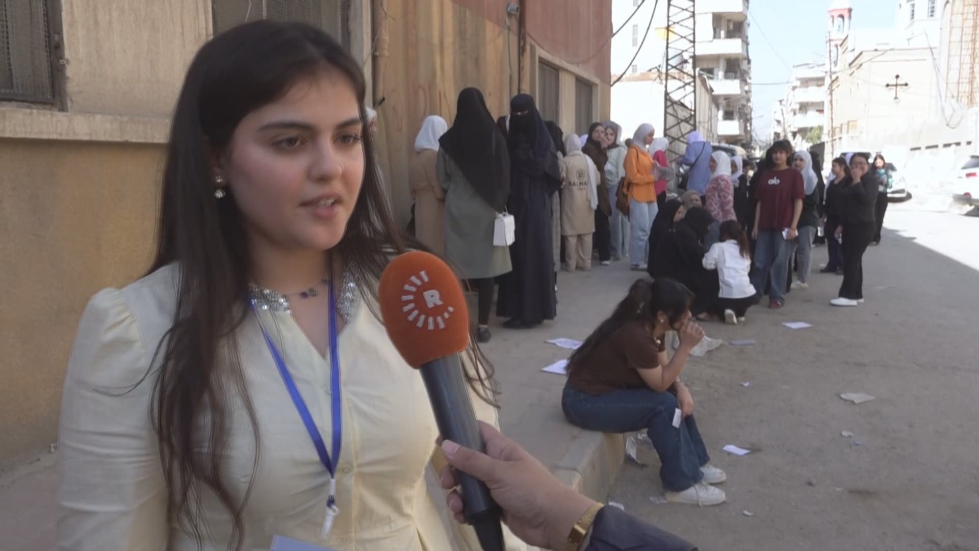 Li Rojavayê Kurdistanê ezmûnên ji bo zanîngehan dest pê kir