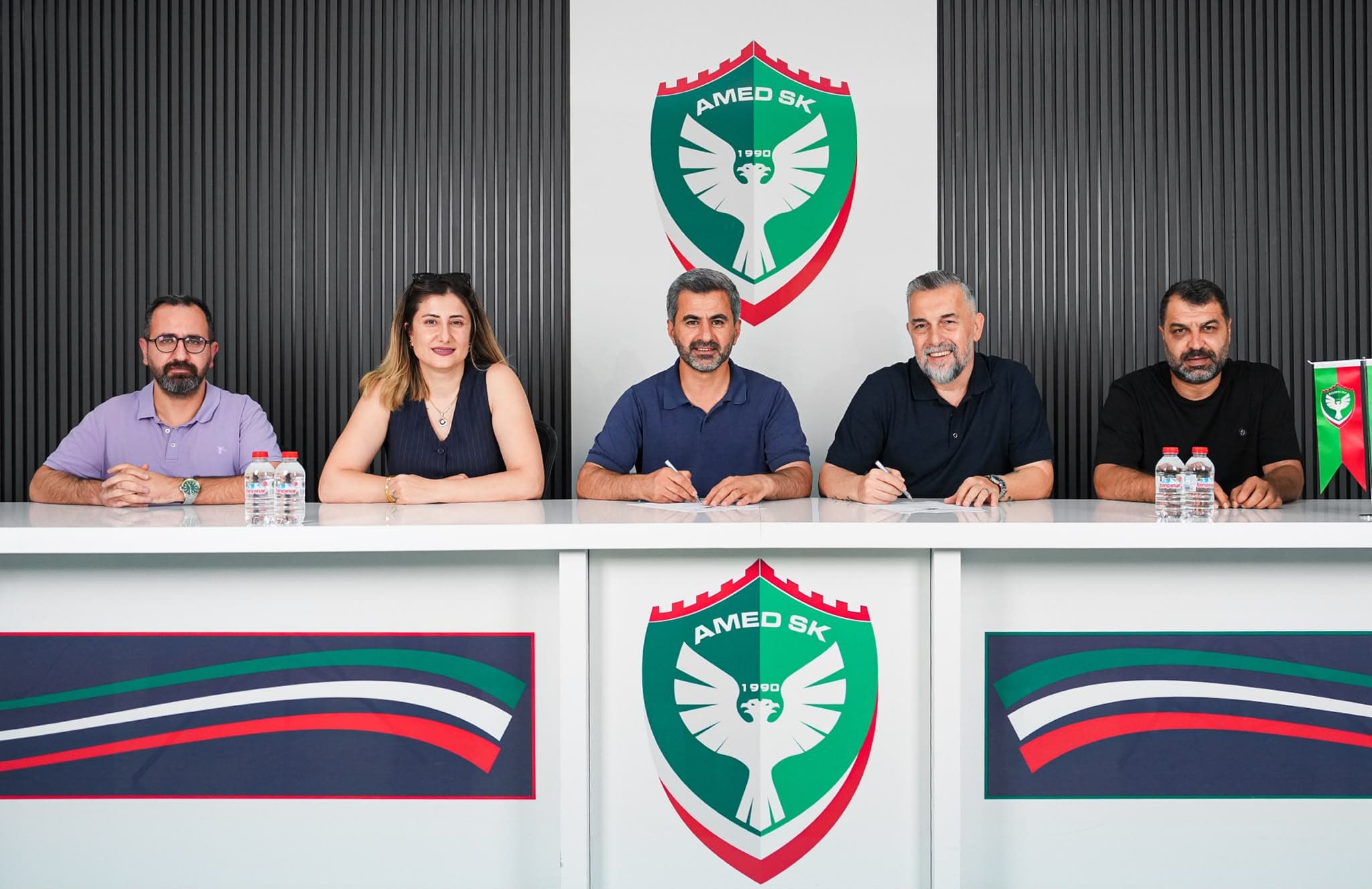 Amedspor'da flaş ayrılık: 8 gün önce imza atan Serkan Reçber istifa etti!
