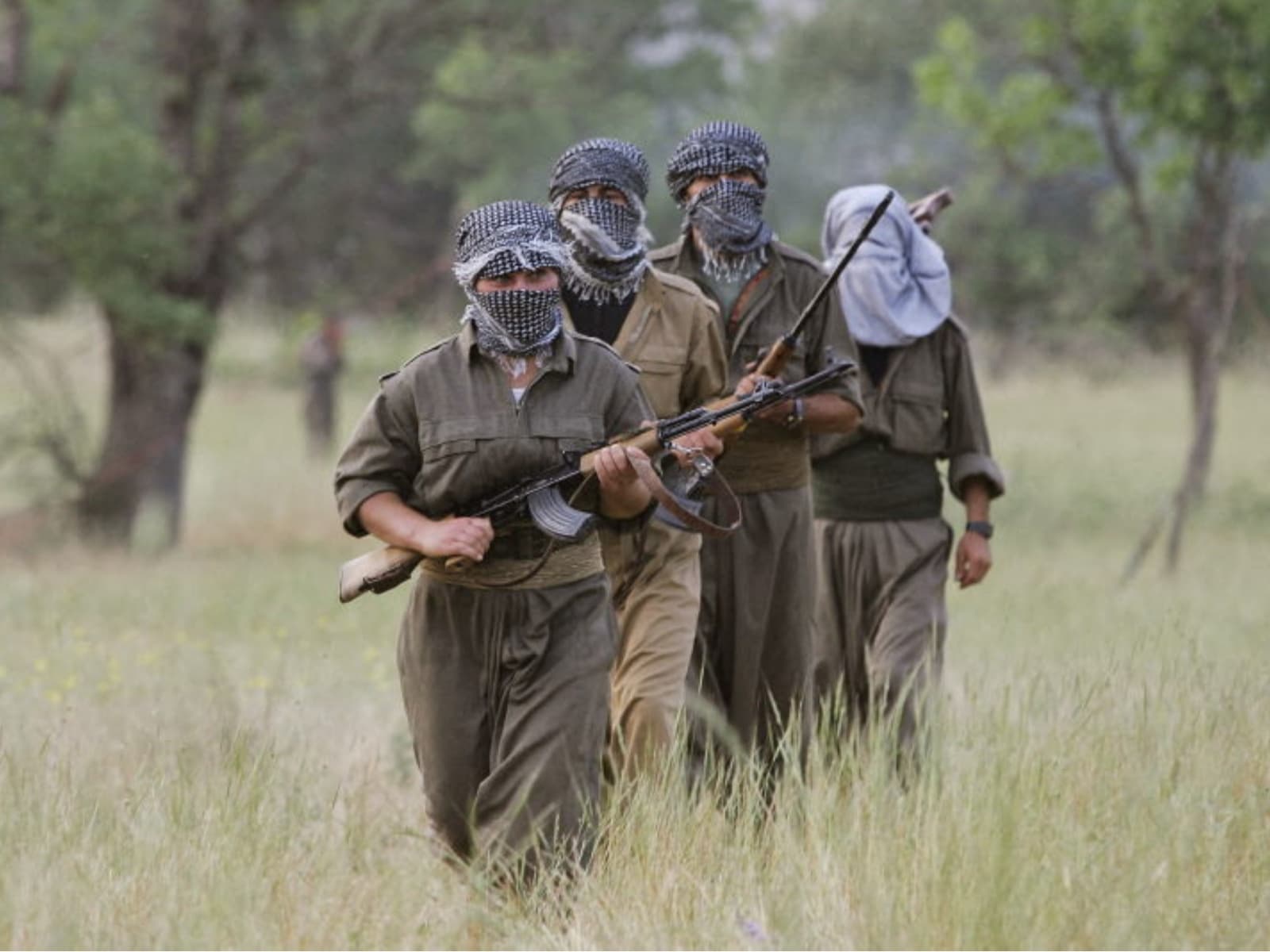 ژمارەیەک گەریلای پەکەکە لە ساڵی 2006. وێنە: AFP
