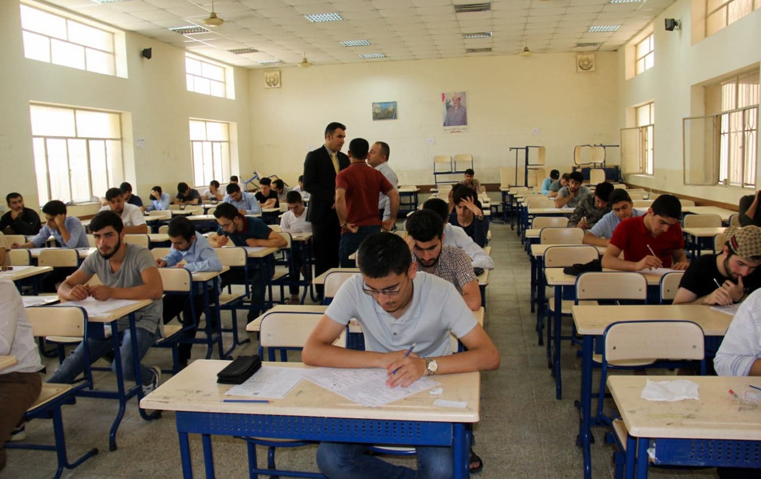 زیاتر لە 1200 قوتابی خەڵکی شنگال لە پارێزگای دهۆک تاقیکردنەوە دەکەن