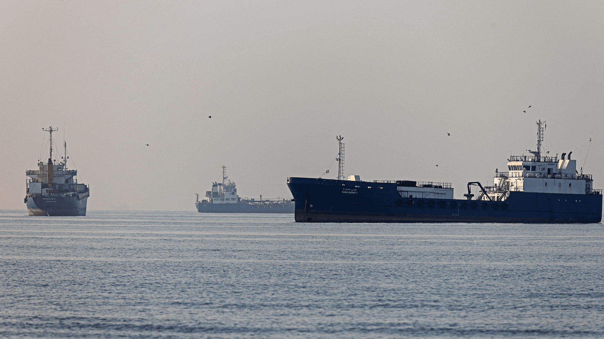Iran resumes oil exports as first tankers leave Hormuz blockade