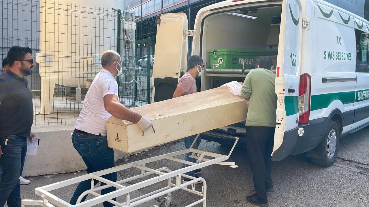 Sivas'ta KKKA nedeniyle 5 kişi hayatını kaybetti, 9 kişi tedavi görüyor