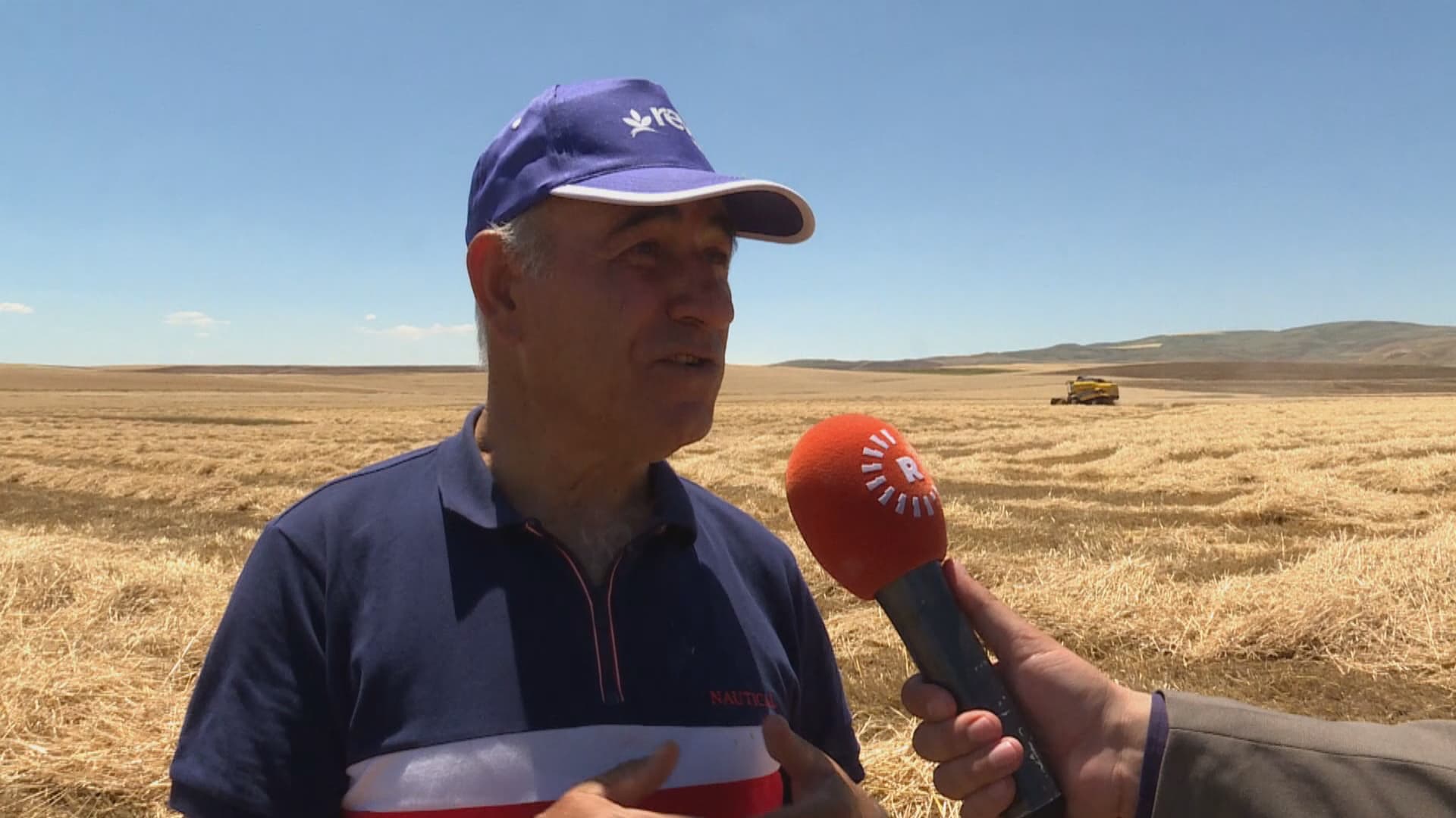 Kurdên Anatolyaya Navîn ceh û genimê xwe diçinin: 'Em ji bin dernakevin'
