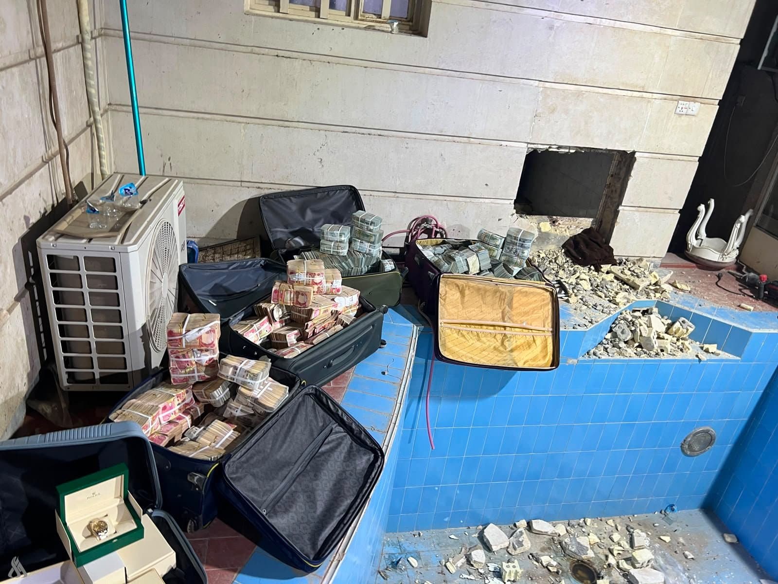 (هەڵمەتی بەرەبەیان)؛ تائێستا 200 ملیار دینار و 100 کیلۆ زێڕ لە ماڵی بەرپرسانی عێراق گیراوە