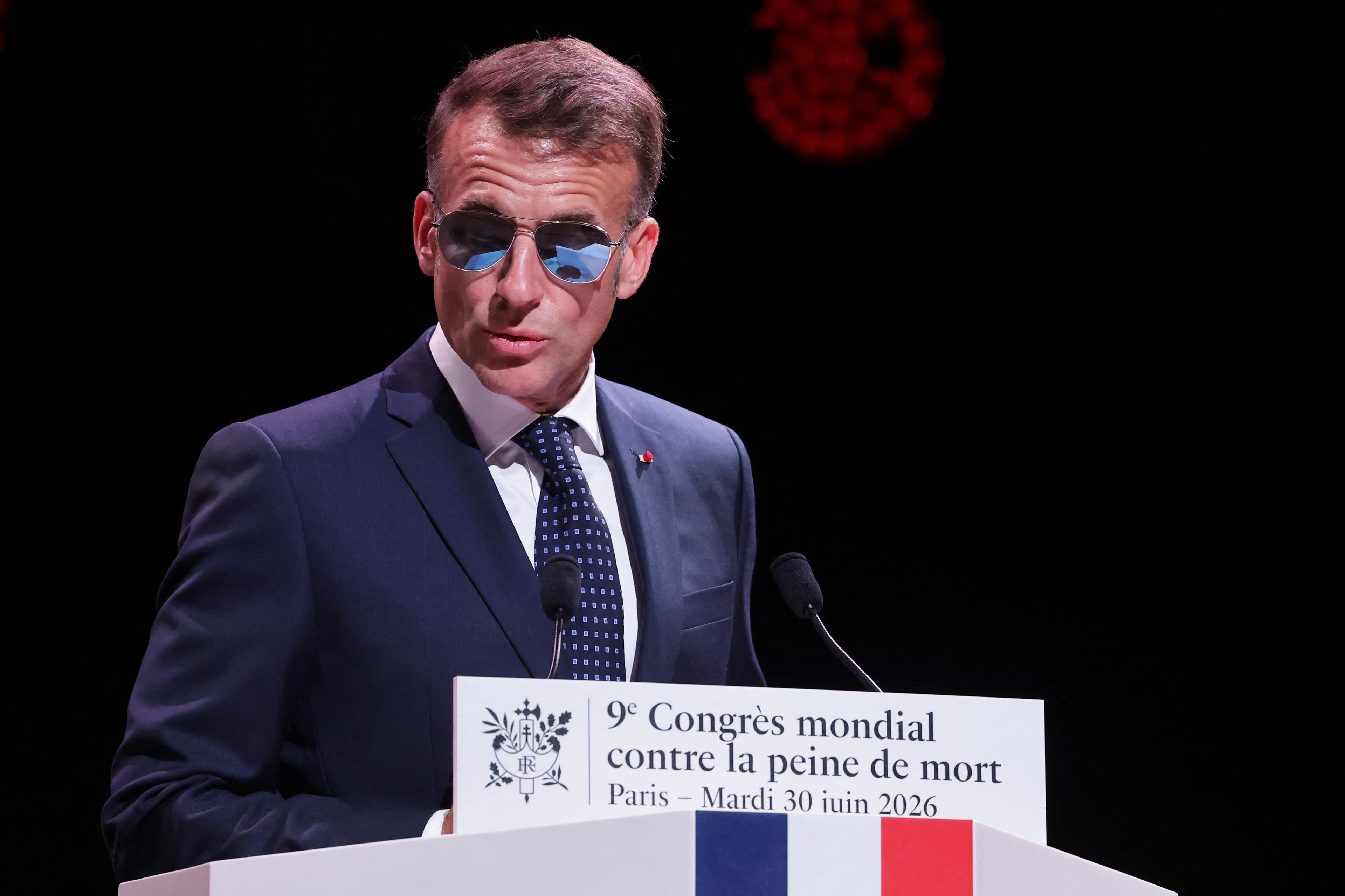Macron: İdam cezası hiçbir toplumu daha güvenli hale getirmedi