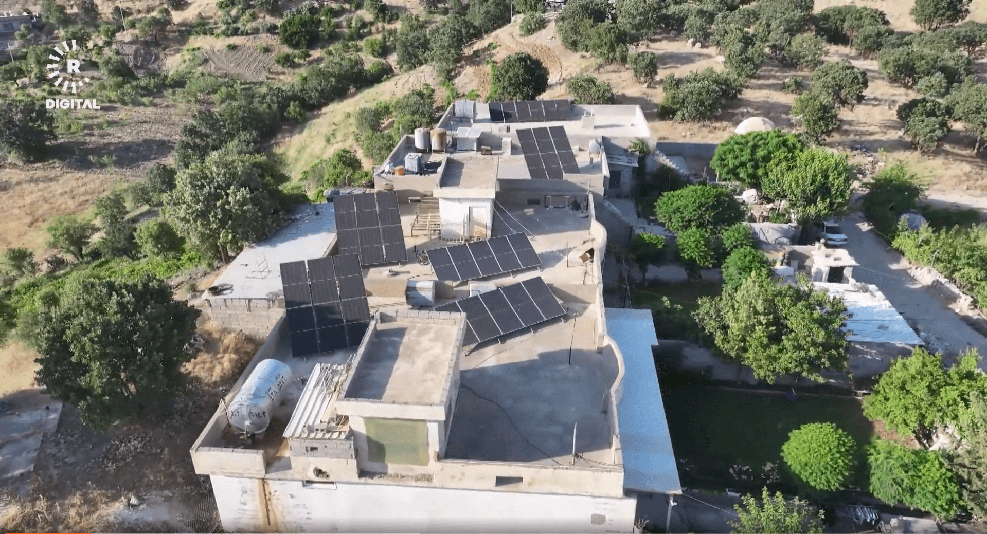ERBİL - Ziyaret köyü güneş enerjisiyle aydınlanıyor: Rwanga elektrik sorununa son verdi