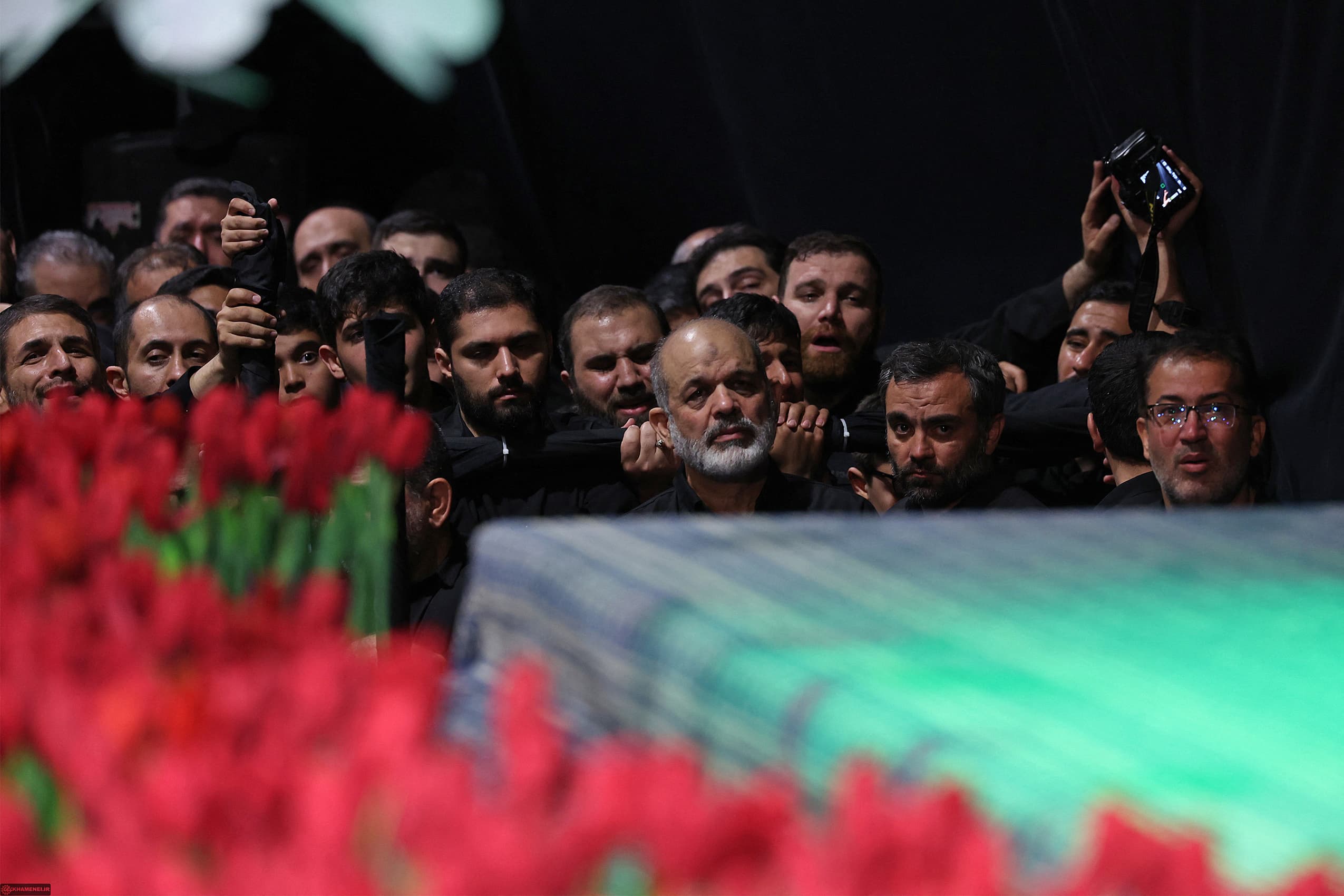 پۆلیس دەنگۆی هەبوونی ''هەوڵی تێکدەرانە'' لە رێوڕەسمی ماڵئاوایی لە تەرمی خامنەیی رەتدەکاتەوە