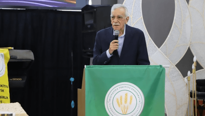 Ahmet Türk: Süreç yasa taslağı önce Öcalan ile paylaşılacak