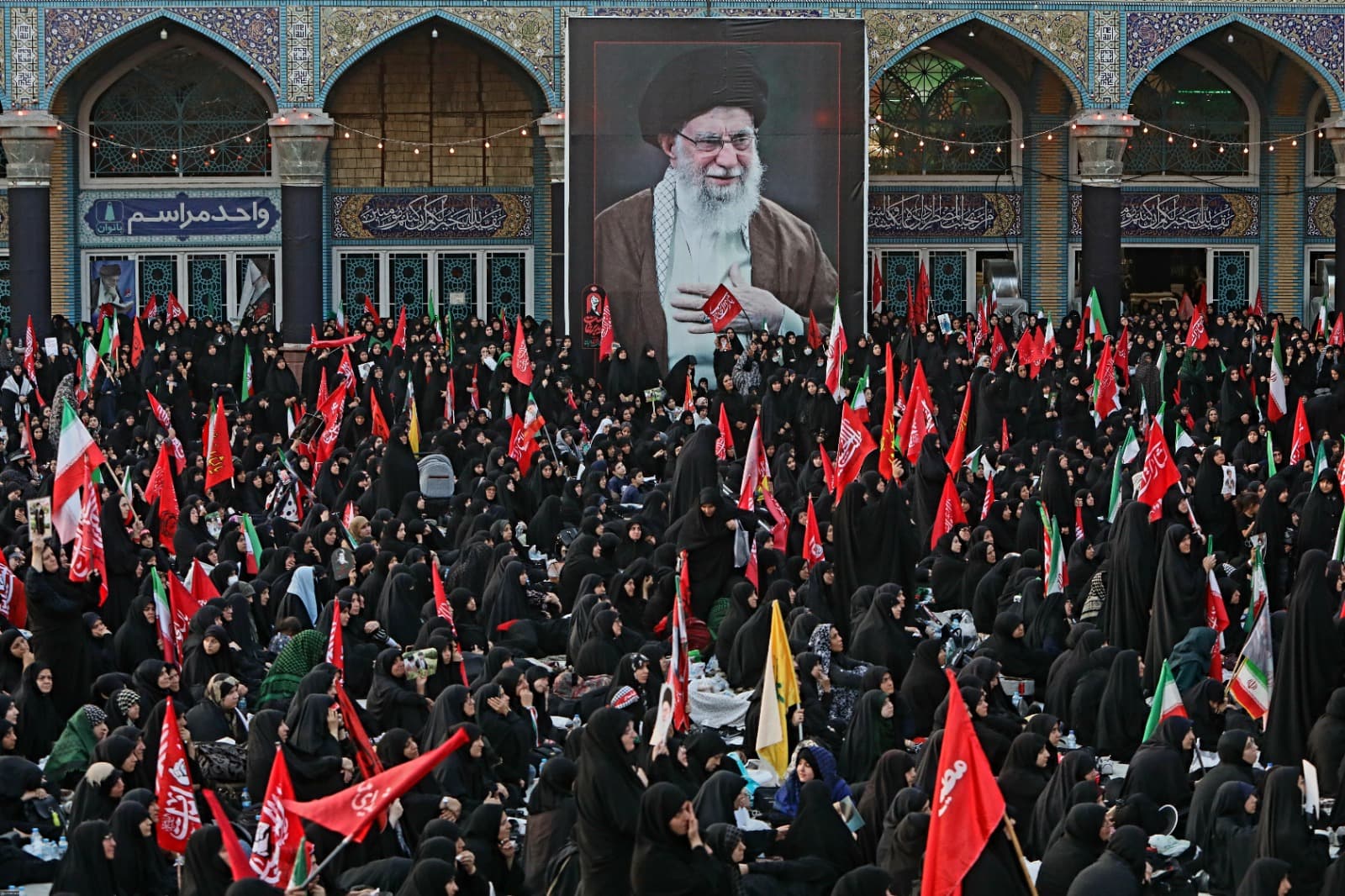 Iraq declares day off ahead of Khamenei's Najaf-Karbala funeral rites