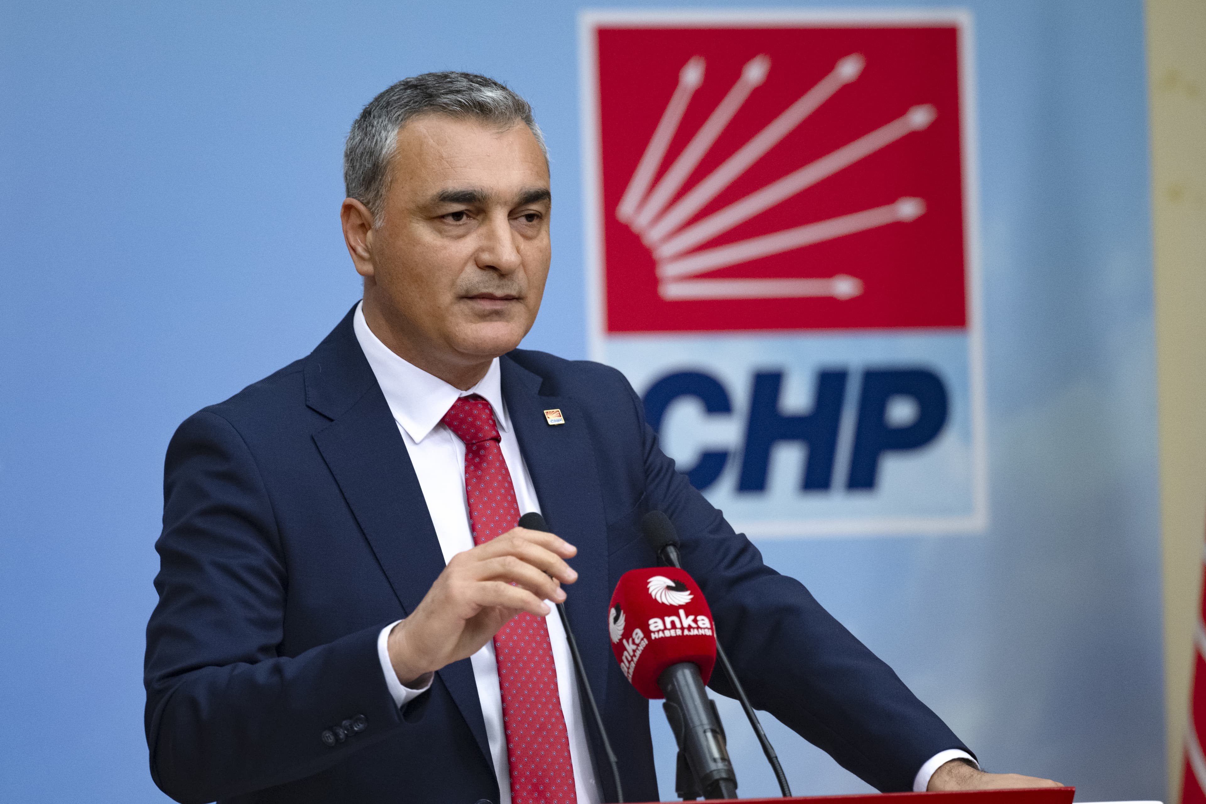 CHP’de 7 il başkanı görevden alındı, 14 il başkanlığı için atama yapıldı