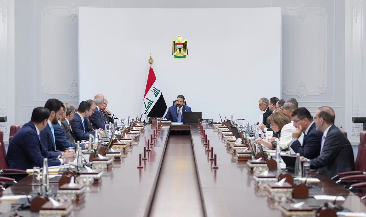 دەسەڵاتی گۆڕینی بەڕێوەبەرە گشتییەکان درایە سەرۆکوەزیرانی عێراق