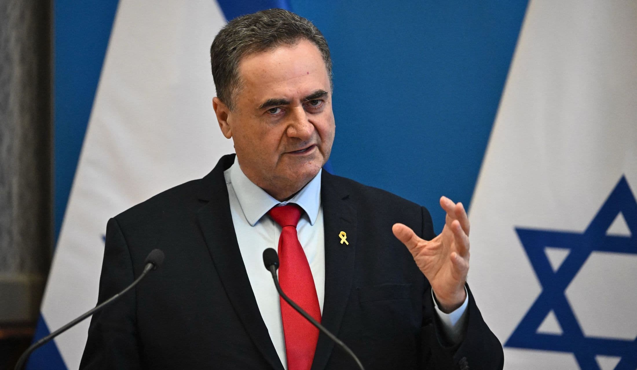 İsrail Savunma Bakanı: İran'a yeni saldırılar için orduya talimat verdik