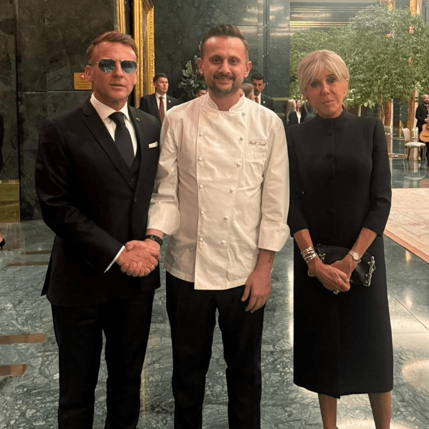 Macron zirvenin menüsünü hazırlayan şefe ‘Gel Fransa’da restoran aç’ demiş