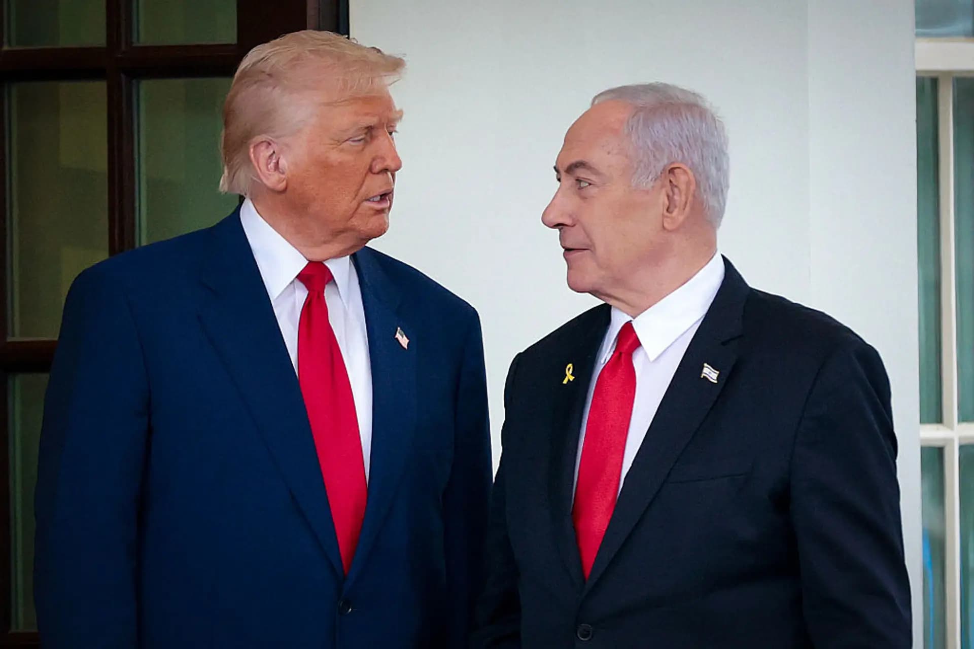 Axios: Trump ji Netanyahu xwestiye ku hêzên xwe ji Sûriye û Libnanê derxe