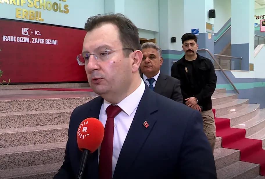 Konsulê Tirkiyeyê bersiv dide: Tirkiye çima rê nade Alaya Kurdistanê