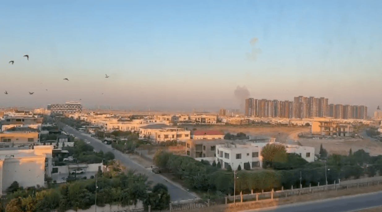 دیمەنێکی بەرپەرچدانەوەی هێرشەکان لە هەولێر.