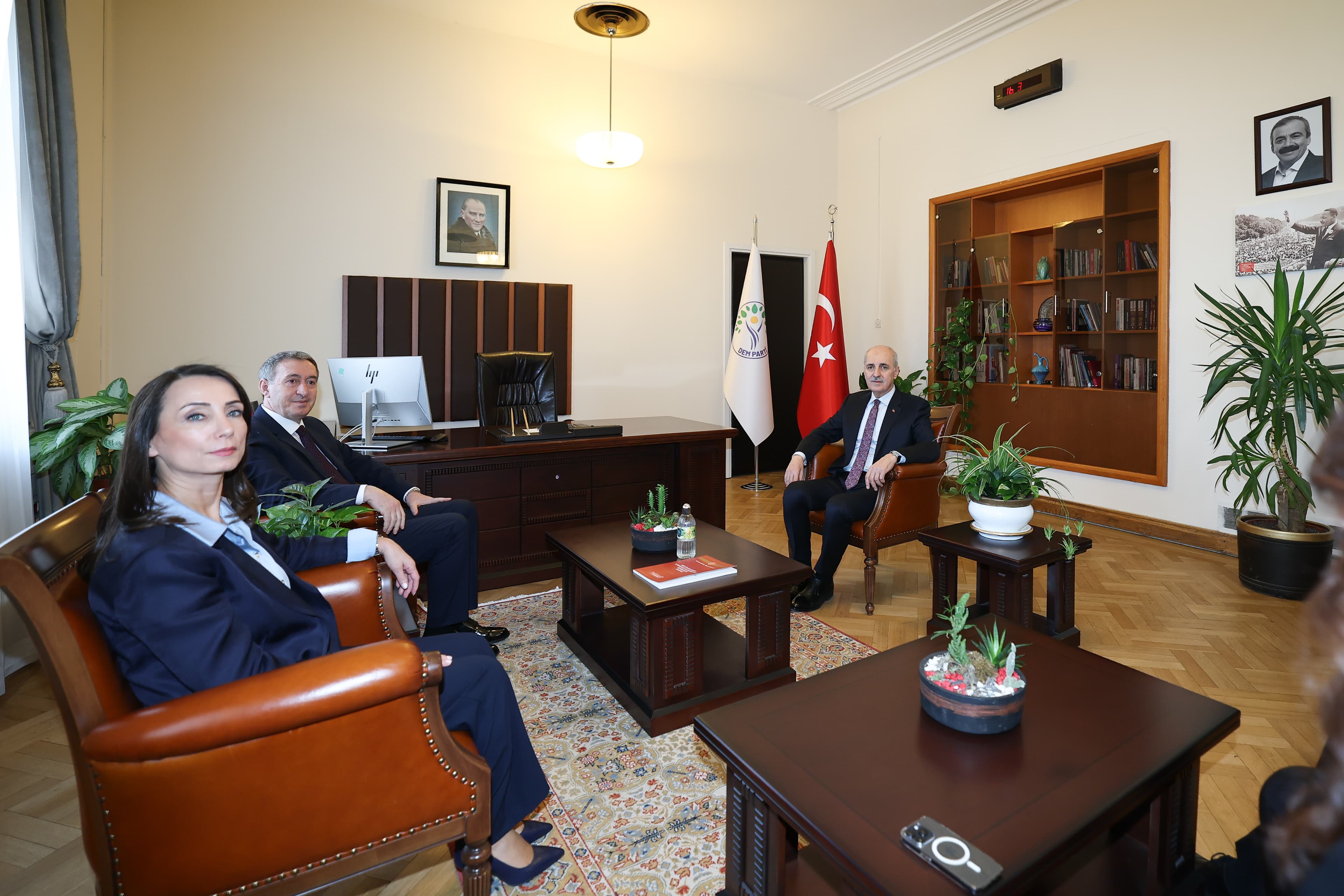 TBMM Başkanı Kurtulmuş yarın DEM Parti ile görüşecek