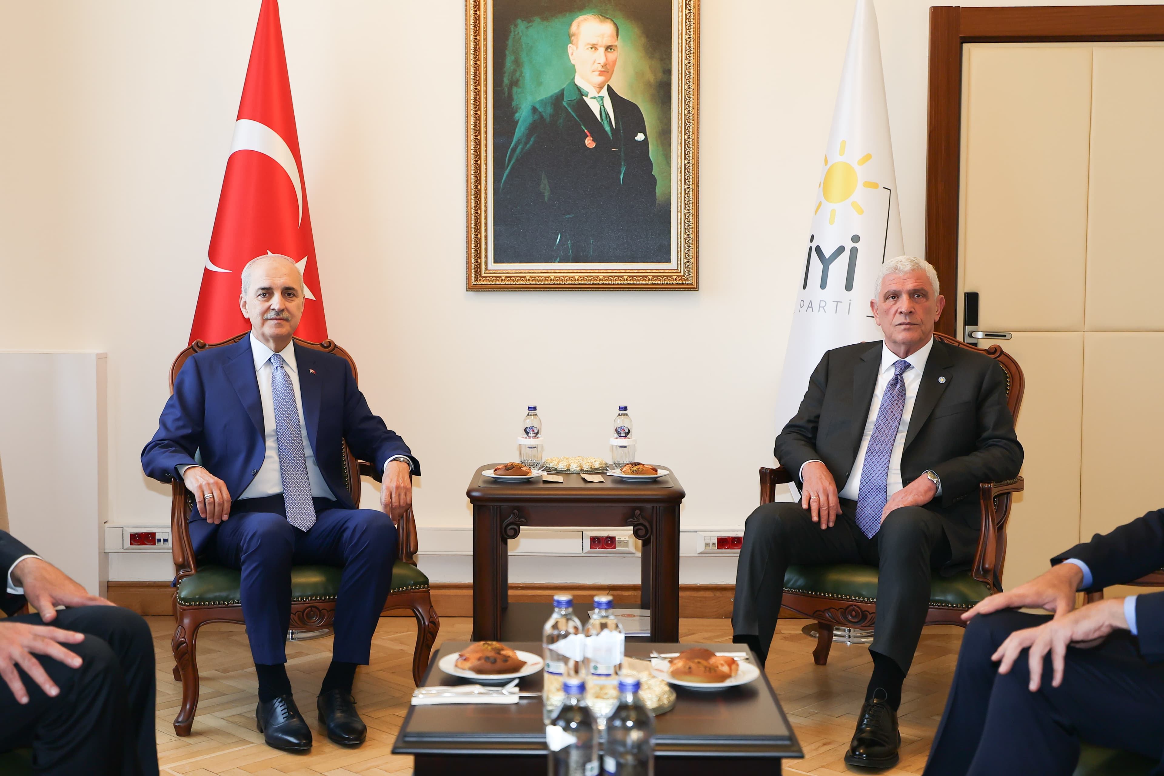 Kurtulmuş, İYİ Parti lideri Dervişoğlu ile görüştü
