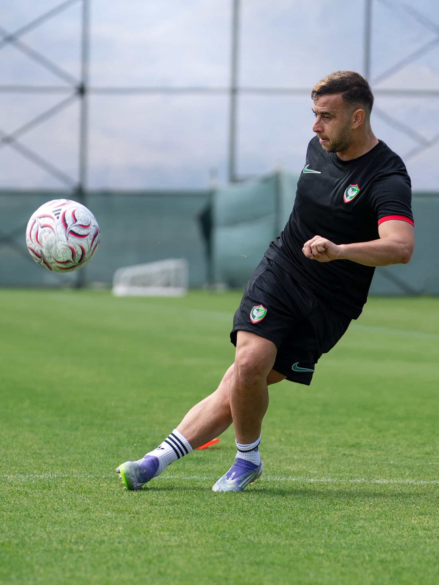 BURDUR- Amedspor yeni sezon hazırlıklarını sürdürdü