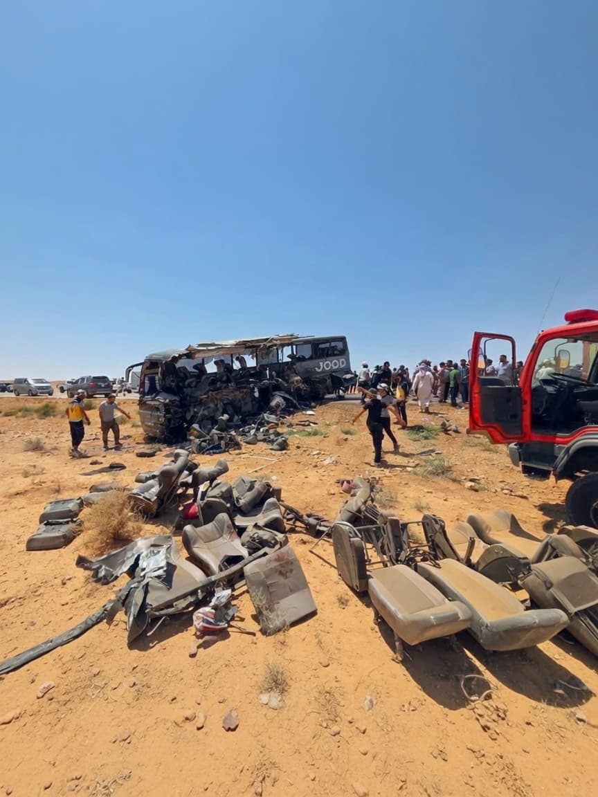 لە رووداوێکی سەختی هاتووچۆ لە دێرەزوور 35 کەس گیانیان لەدەستدا