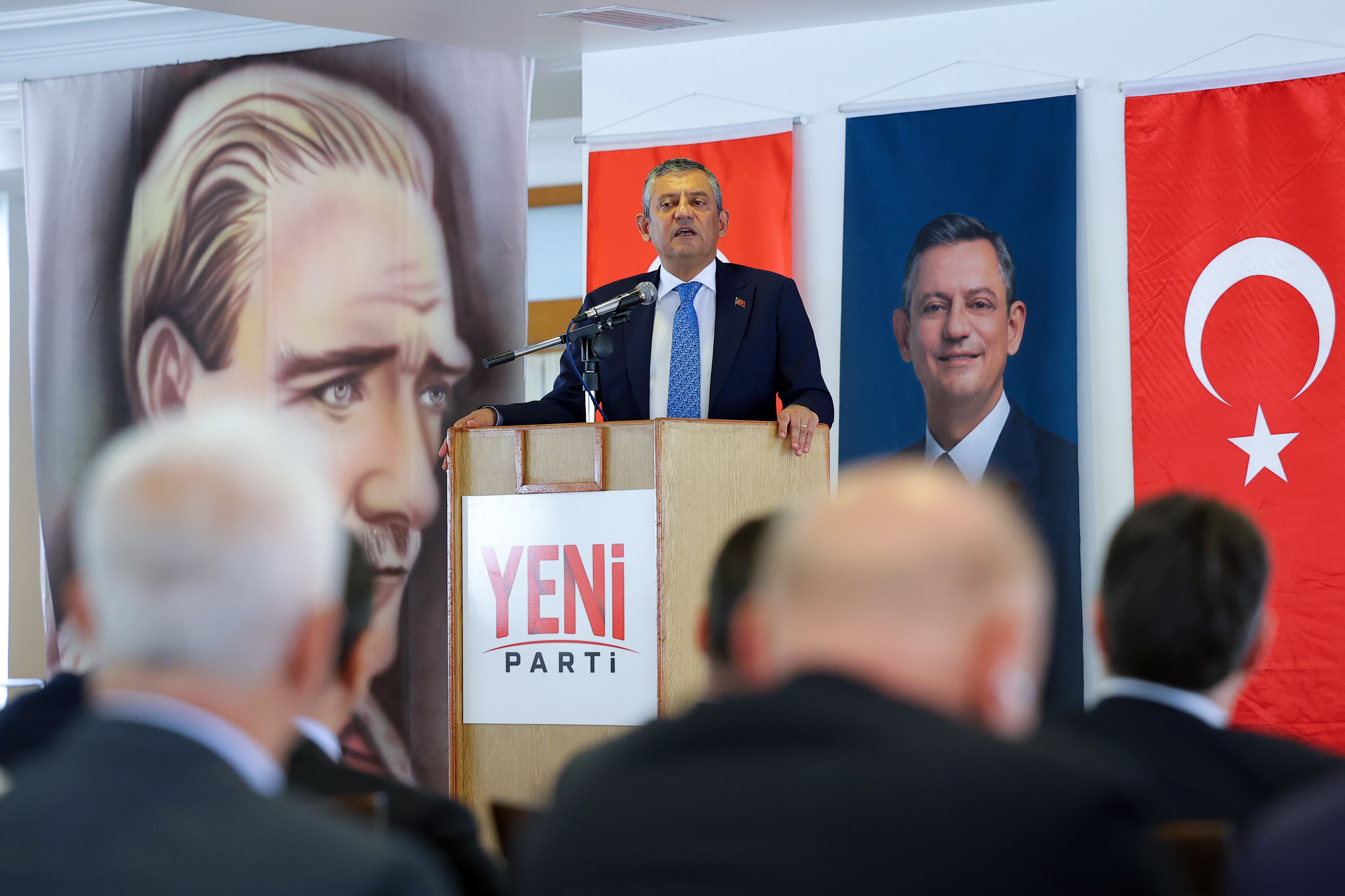 Özgür Özel, CHP'den ayrılış sürecini ilk kez anlattı
