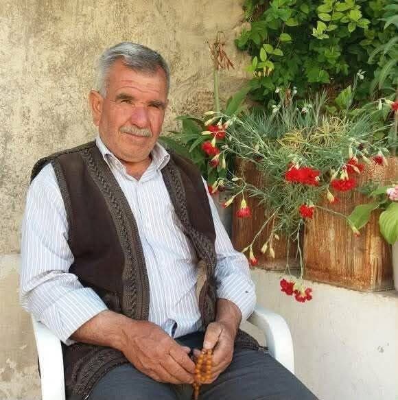 Li Efrînê mêrekî Kurd di nava zeviyê xwe de hat kuştin