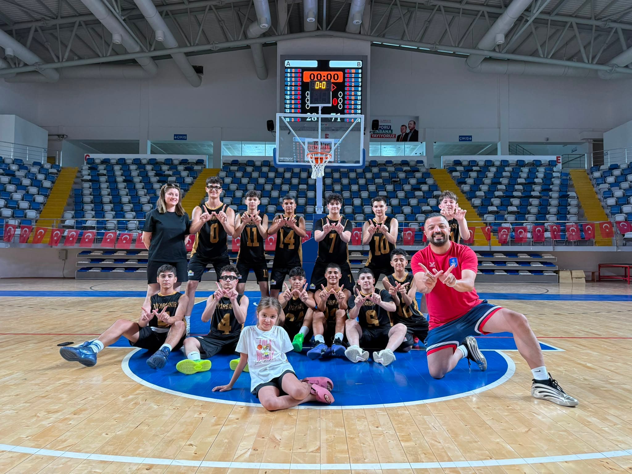 Diyarbakır ANALİG U14 Takımı Türkiye Finalleri'ne yükseldi