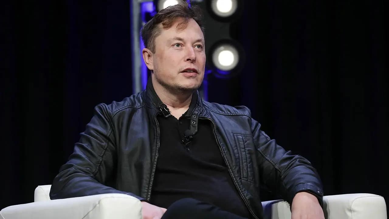 Elon Musk'tan Avrupa'ya sert göçmen çıkışı: Avrupa kendini öldürüyor, bu bir istila!